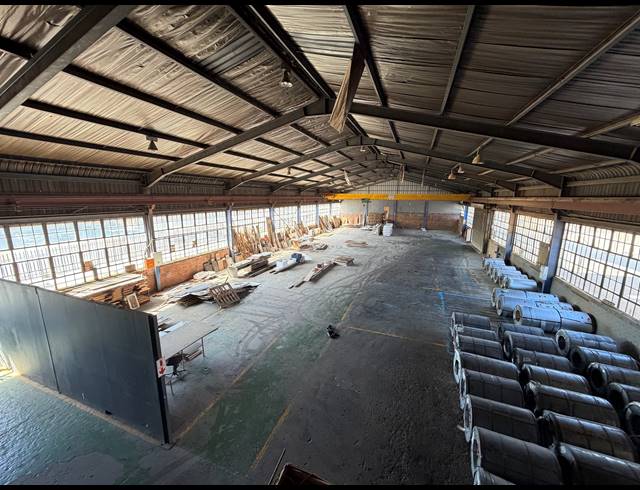 1,300M² FACTORY TO LET IN ALRODE